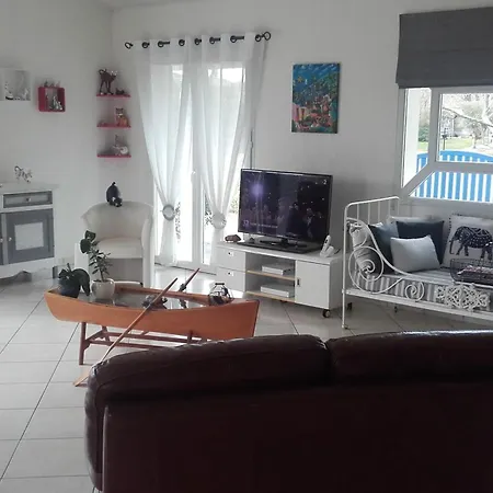 Maison Bleu Chez Cathy Et Pablo בית נופש