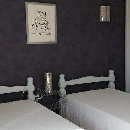 Maison Bleu Chez Cathy Et Pablo בית נופש